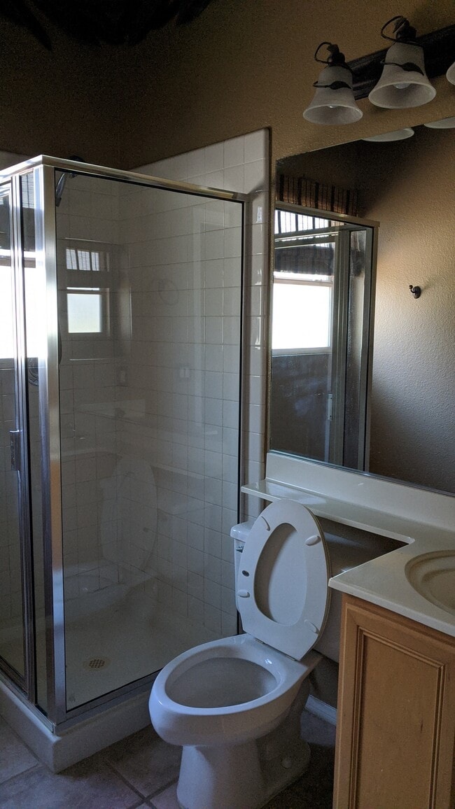 Building Photo - 255 Flirtation Ct