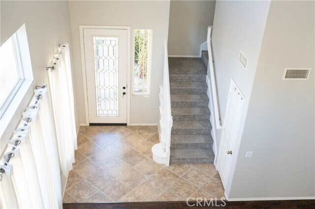 Building Photo - 36719 Torrey Pines Dr