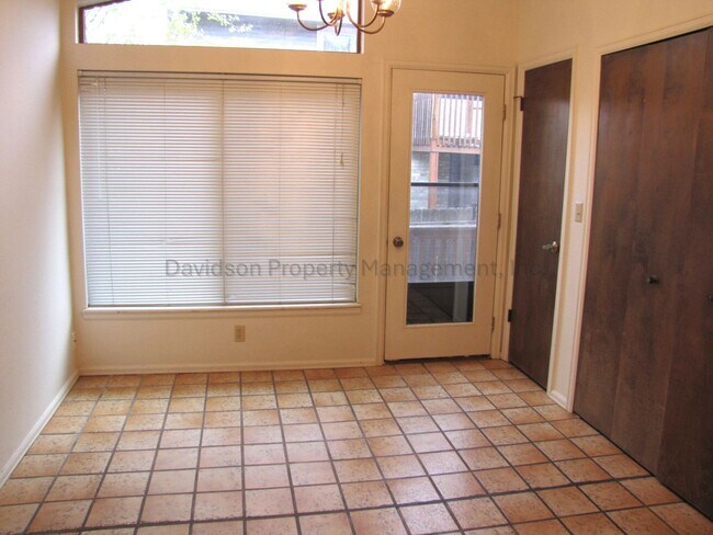 Building Photo - Great 4 bedroom Rancher in Northeast Colorado Springs