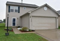 Building Photo - 2307 Middle View Dr