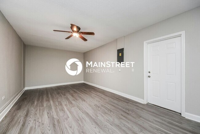 Primary Photo - 3 Bedroom Pet-Friendly Home in Kissimmee, ...
