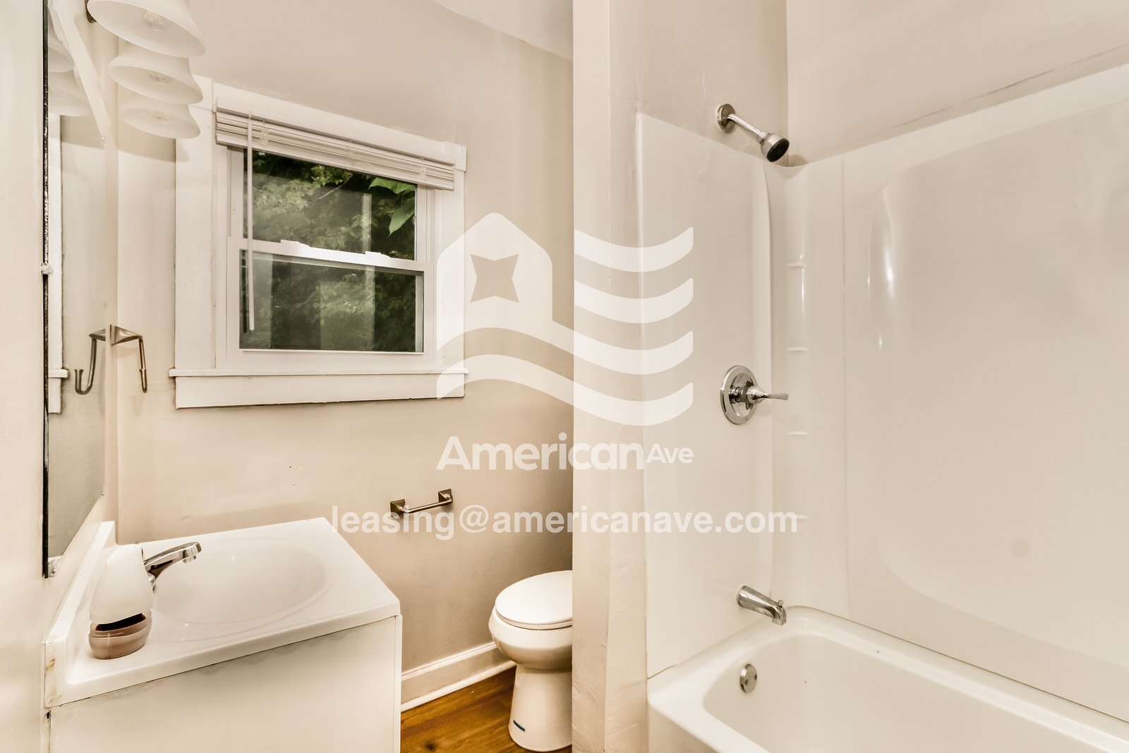 Building Photo - 803 S 33rd St