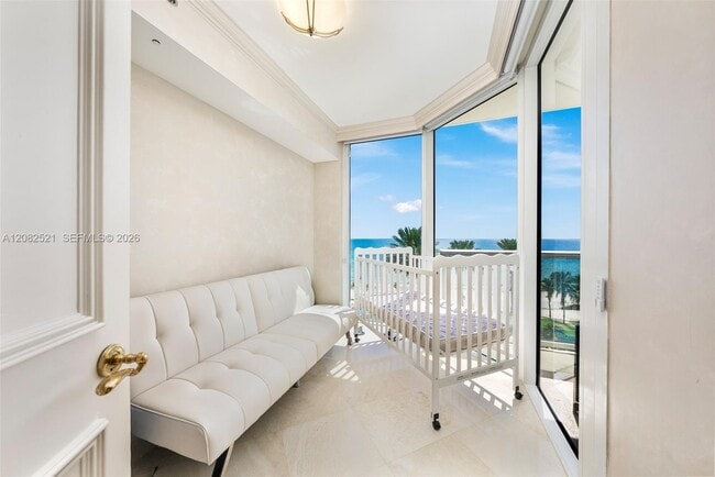Building Photo - 19333 Collins Ave