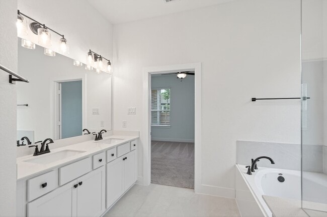 Building Photo - 295 Mallards Rim Dr