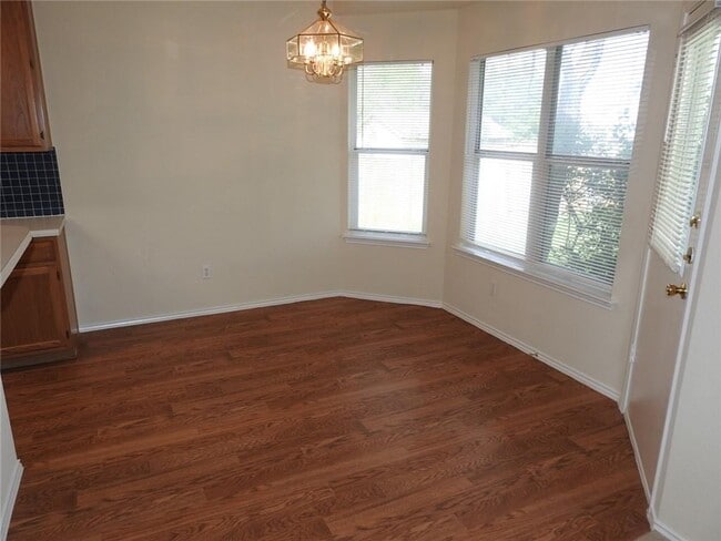 Building Photo - 1108 Brashear Ln