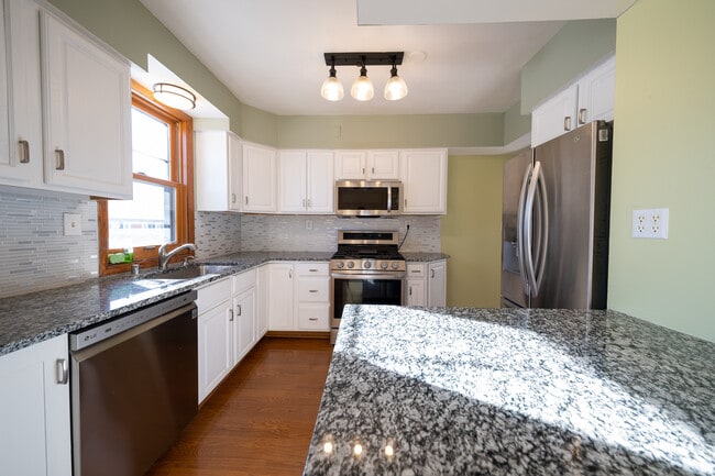 Building Photo - 6045 3rd Ave S