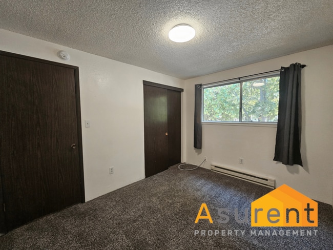 Building Photo - Bright & Spacious 2-Bedroom Apartment in A...