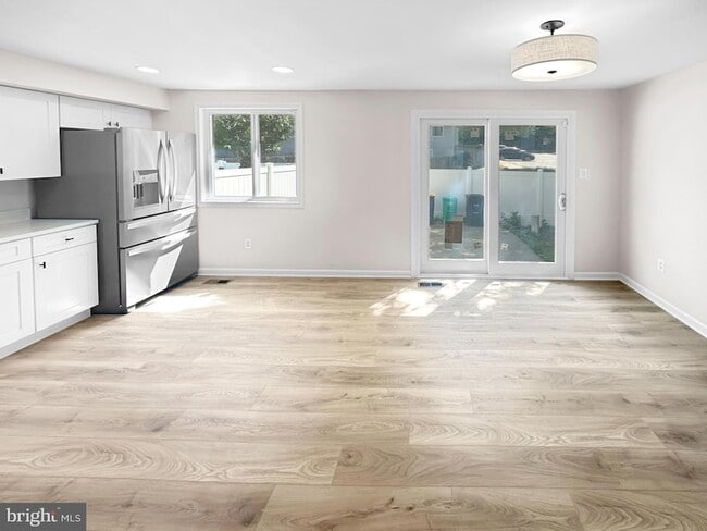 Building Photo - 340 Possum Ct