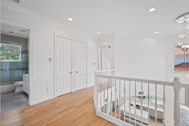 Building Photo - 1468 Mariner Way