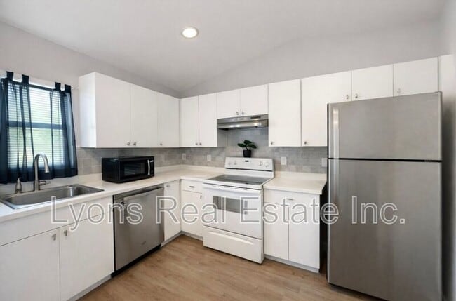 Building Photo - 2438 Joe Ave S