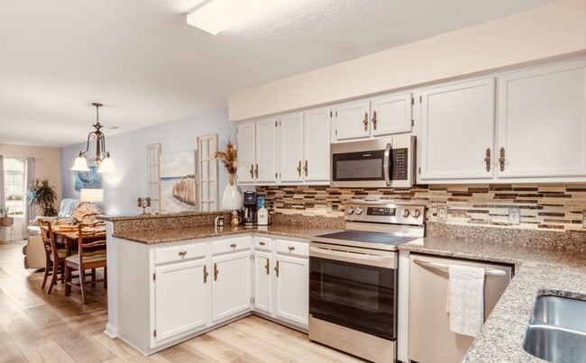 Building Photo - 4234 Sierra Ct