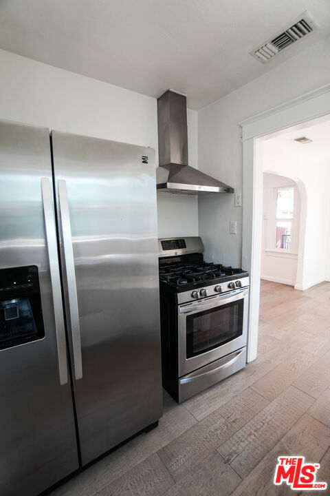 Building Photo - 2847 Pyrites St