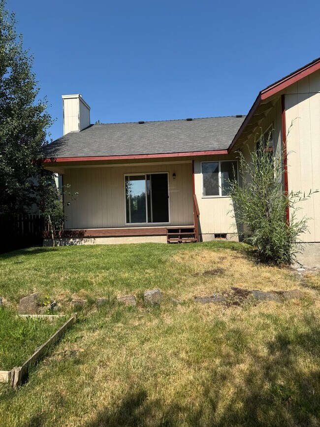 Building Photo - CUTE HOME IN ELKHORN ESTATES