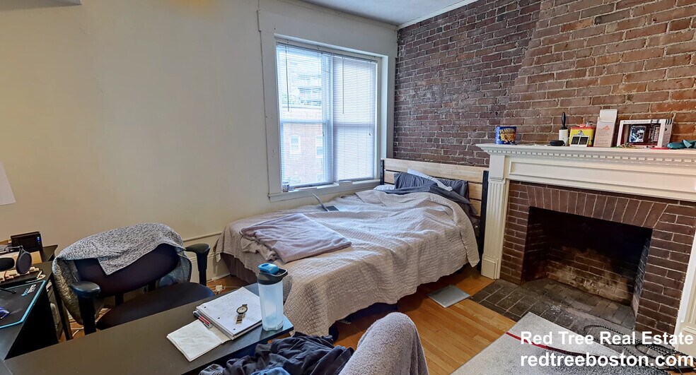 Building Photo - 1407 Beacon St