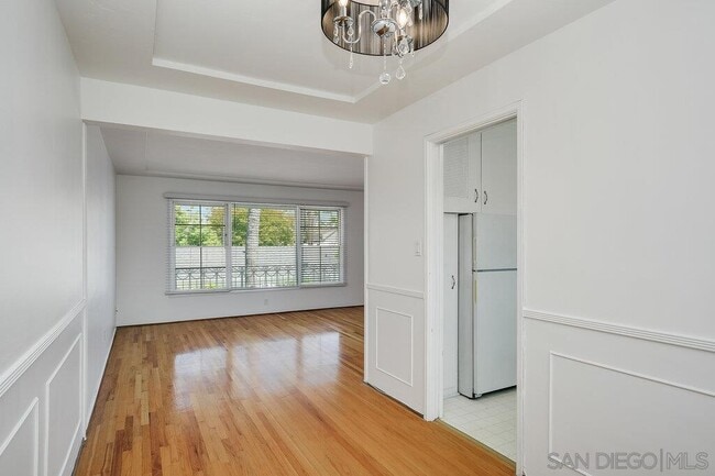 Building Photo - 5064 Marlborough Dr