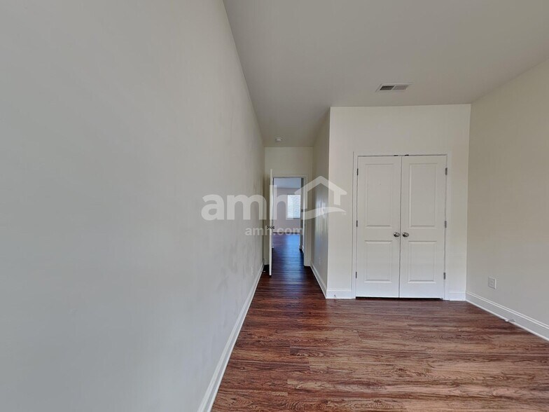 Building Photo - 3224 Oakfields Rd