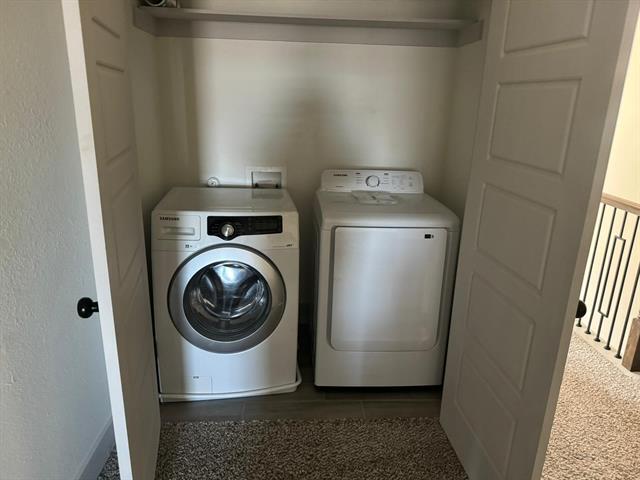 Building Photo - 6043 Rivendell Dr