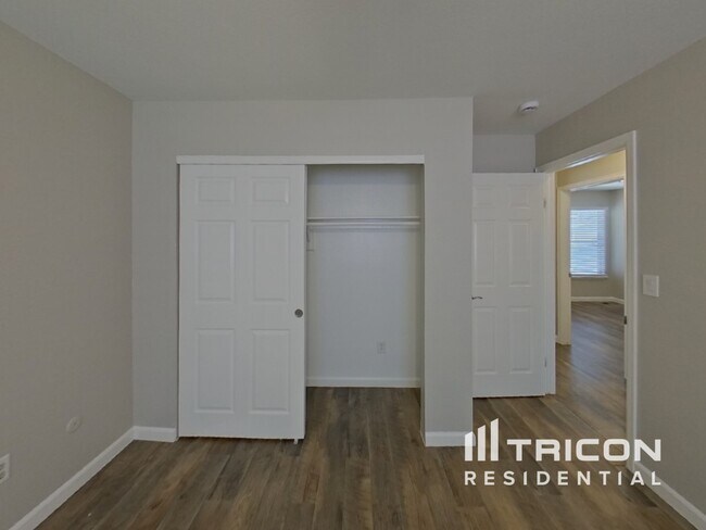 Building Photo - 3509 S Norfolk Way