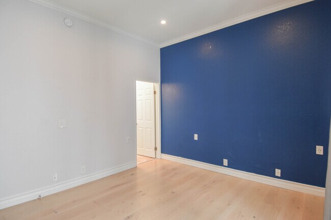 Building Photo - 12530 Venice Blvd.