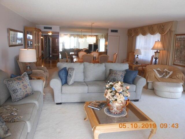 Building Photo - 4200 S Ocean Blvd