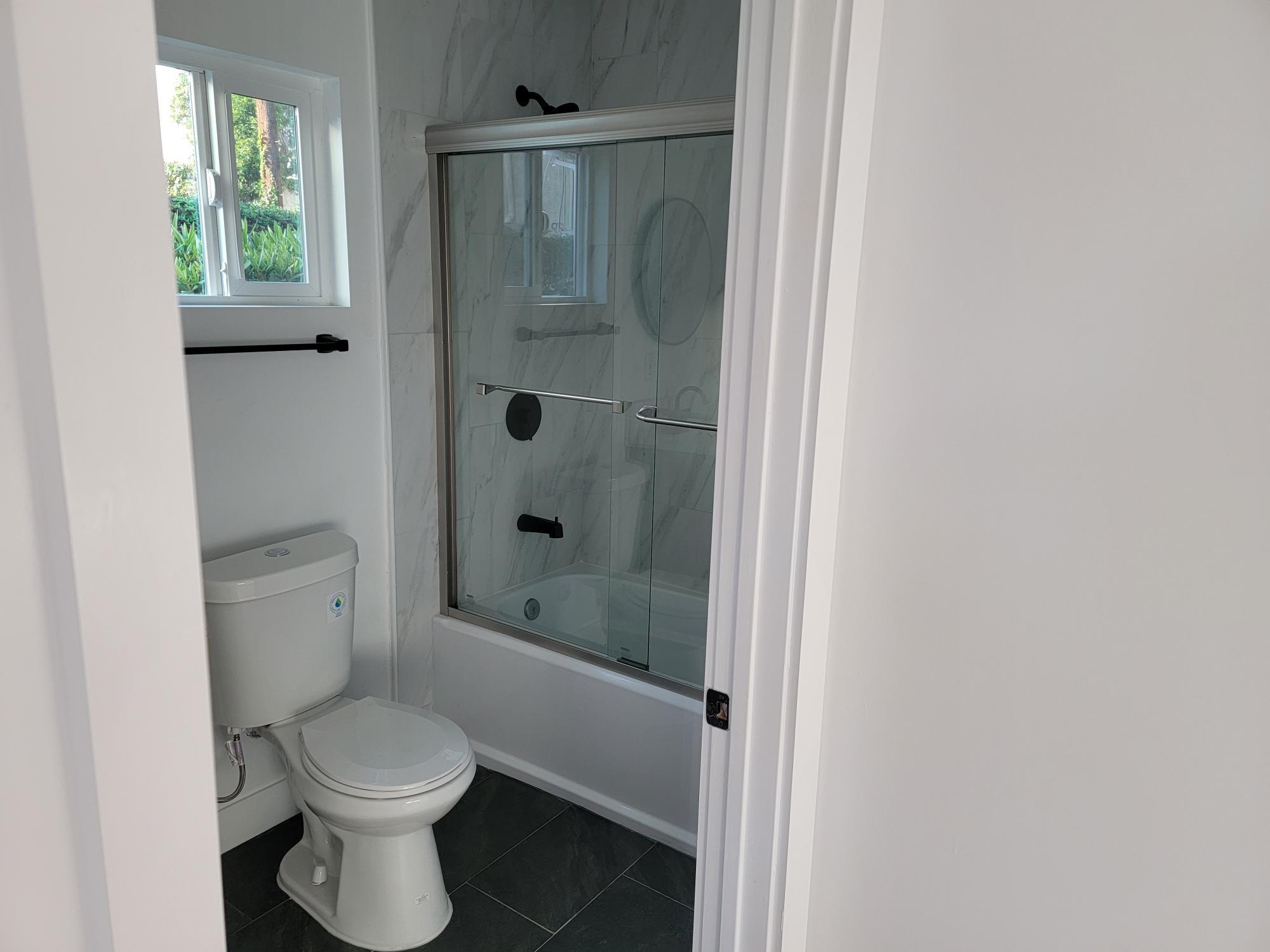 Building Photo - 8909 S Halldale Ave