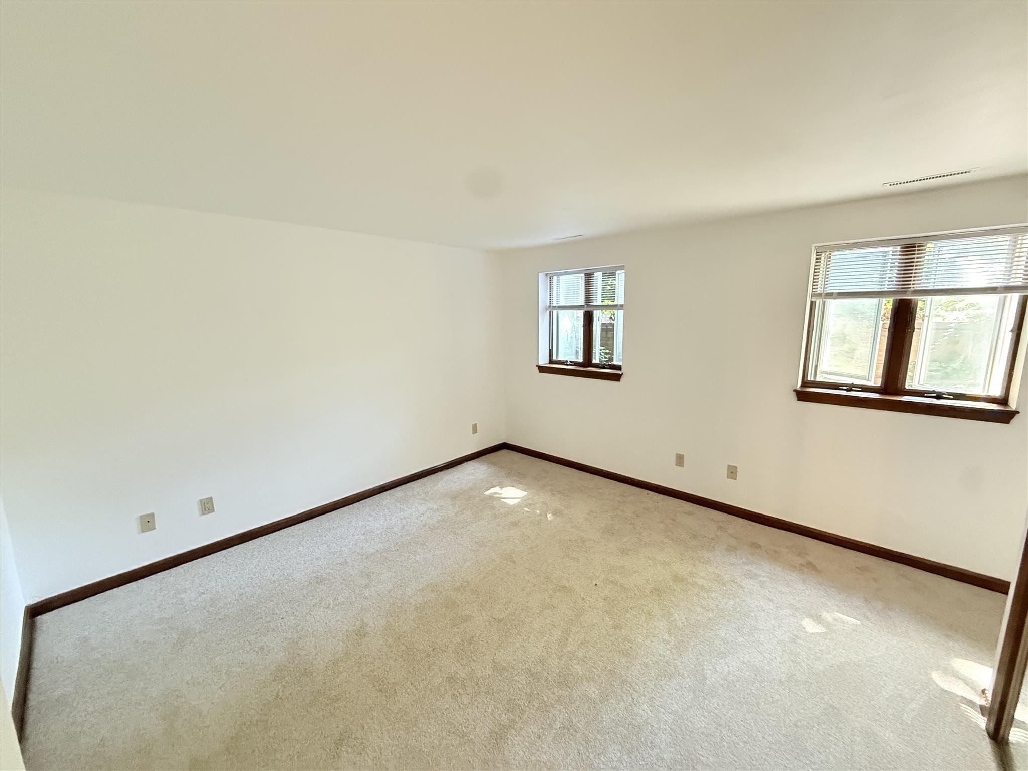 Building Photo - 175 Summer St