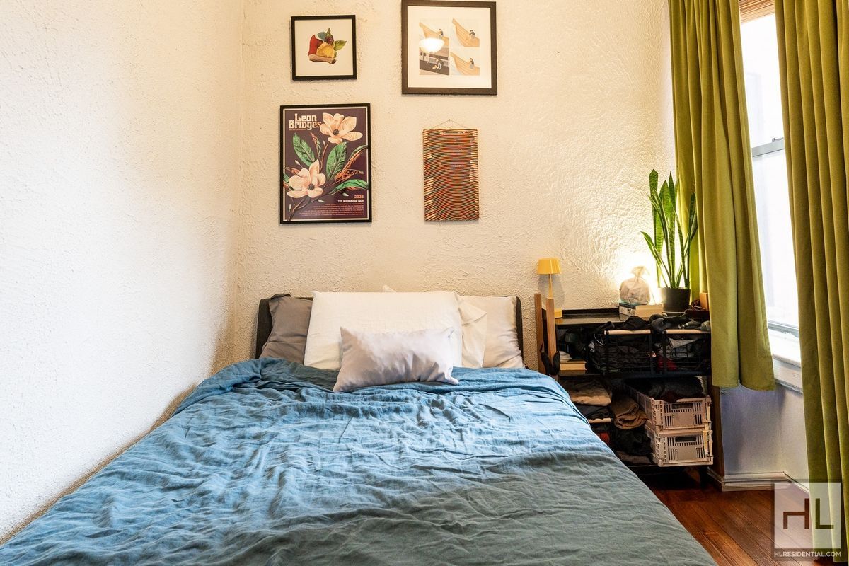 Building Photo - 15 STREET