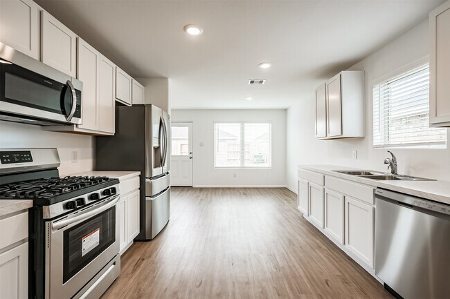 Building Photo - 4138 Zavala Ml St