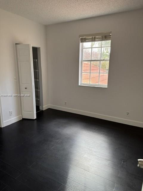 Building Photo - 721 Talavera Rd