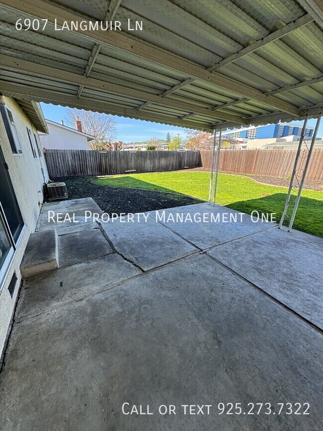 Building Photo - 6907 Langmuir Ln