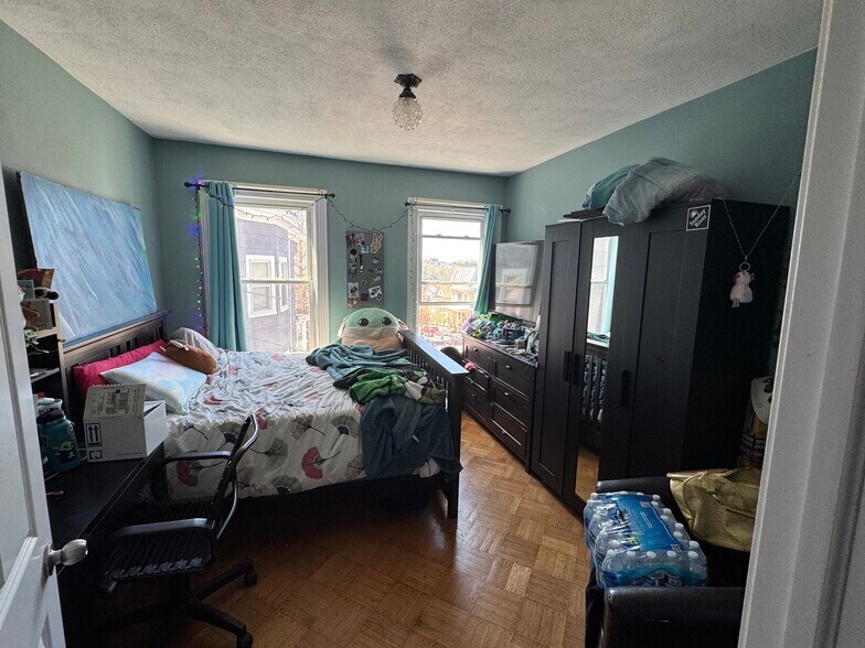 Building Photo - 69 Partridge Ave