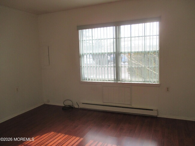 Building Photo - 365D Chesterfield Ct