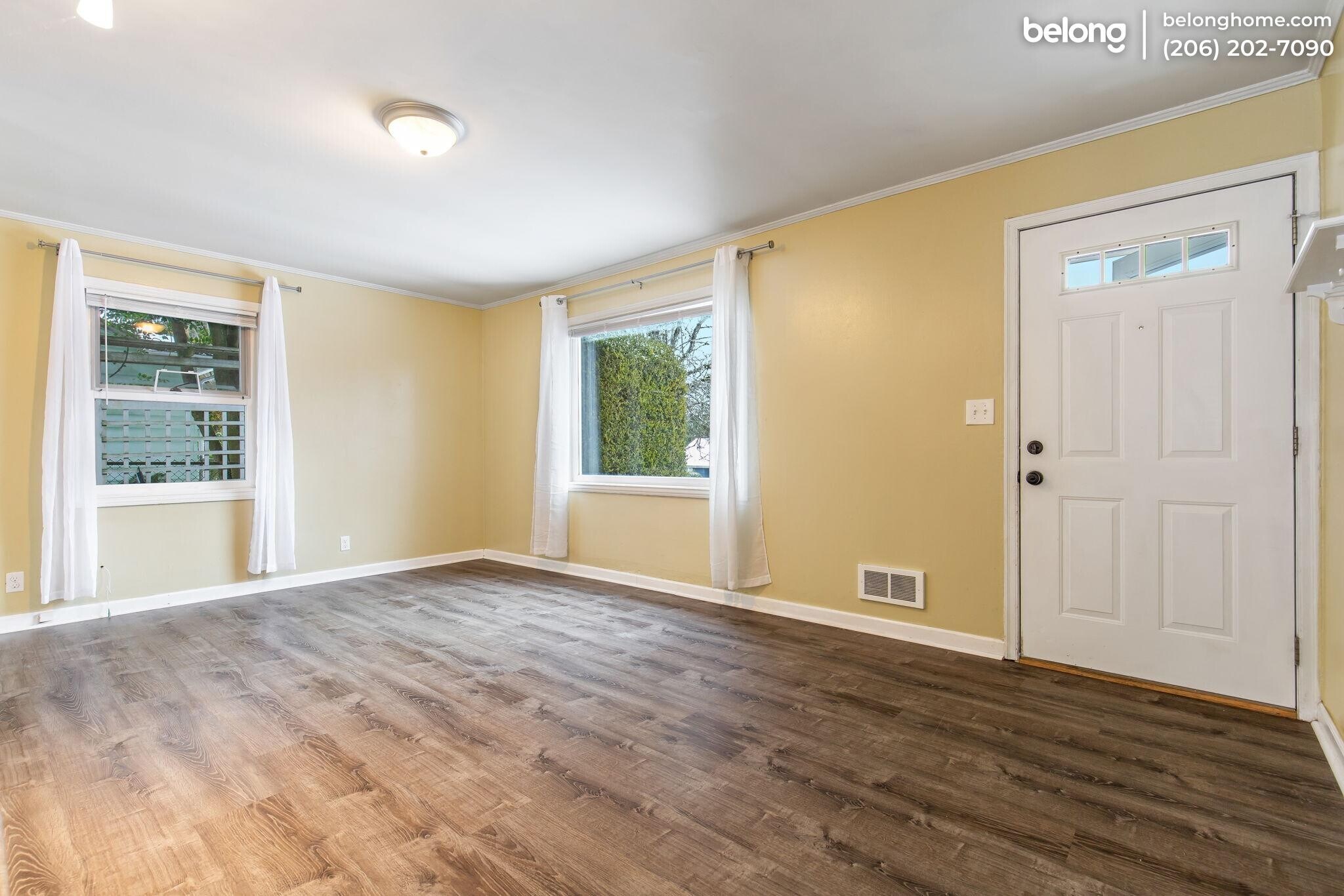 Building Photo - 9807 32nd Ave SW