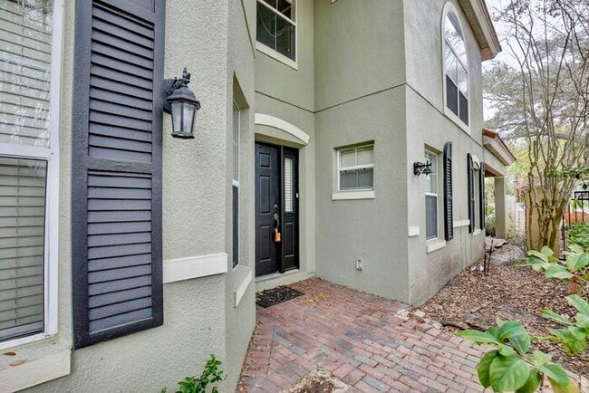 Building Photo - AGENT SHOWINGS ONLY! Stunning 3/2.5 Corner Unit Townhome with a Spacious 2 Car Garage in the Gate...