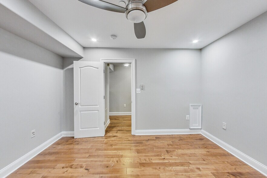 Building Photo - 1429 Clifton St NW