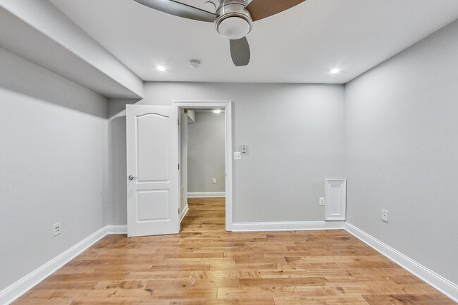 Building Photo - 1429 Clifton St NW