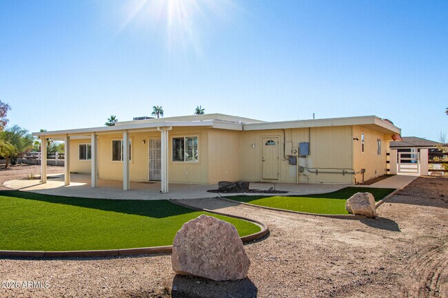 Building Photo - 11118 W Mountain View Rd