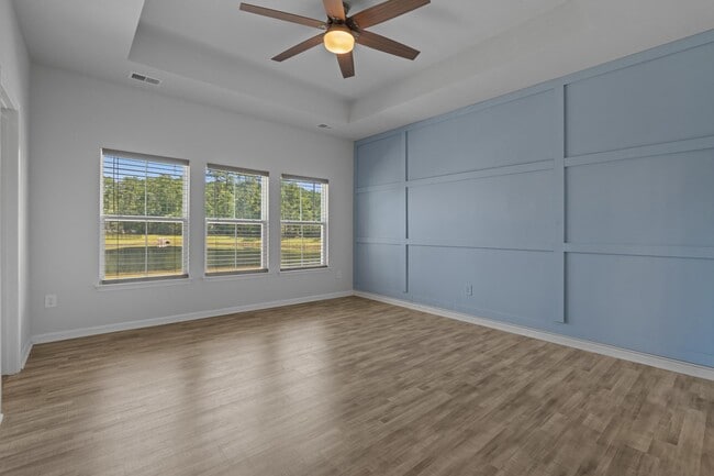 Building Photo - 135 Empyrean Cir