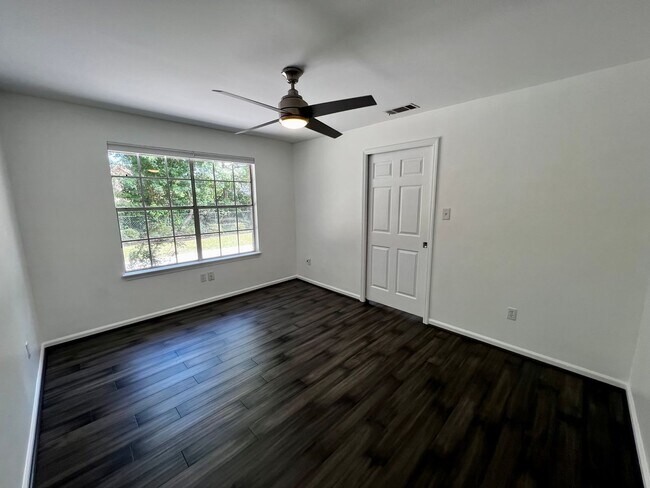 Building Photo - 9 Blue Marlin Cove