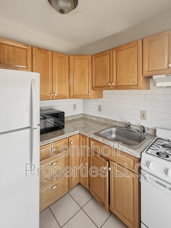 Building Photo - 25 Portland St