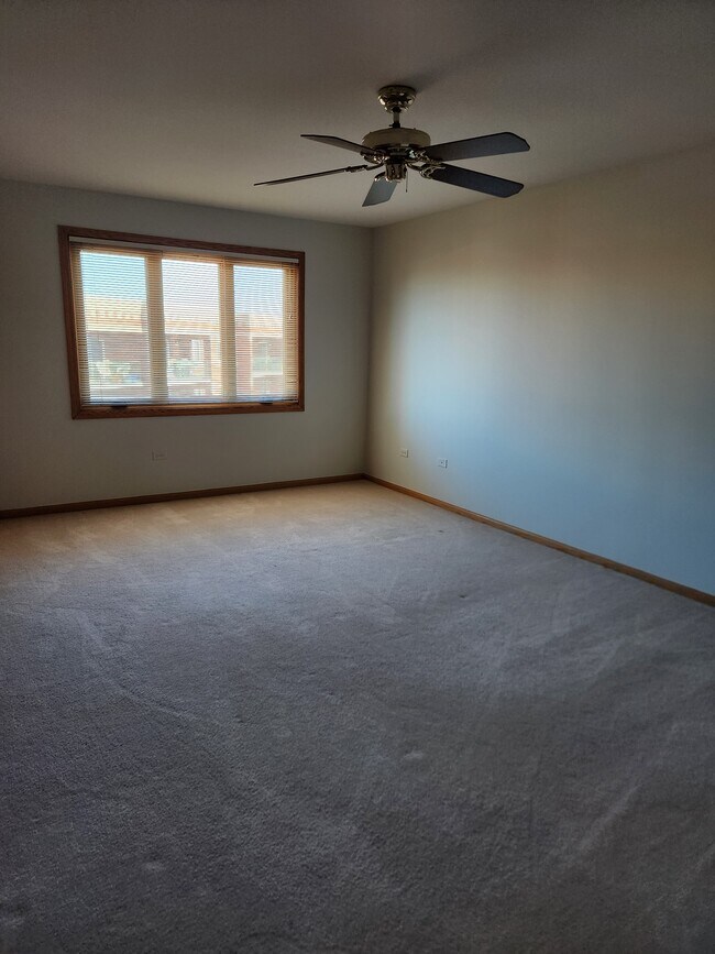 Main Bedroom - 675 Pearson St