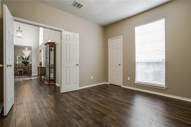 Building Photo - 2504 Trailwest Ln