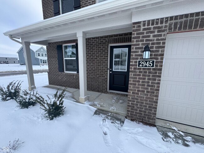 Building Photo - 2945 Grand Rdg Dr