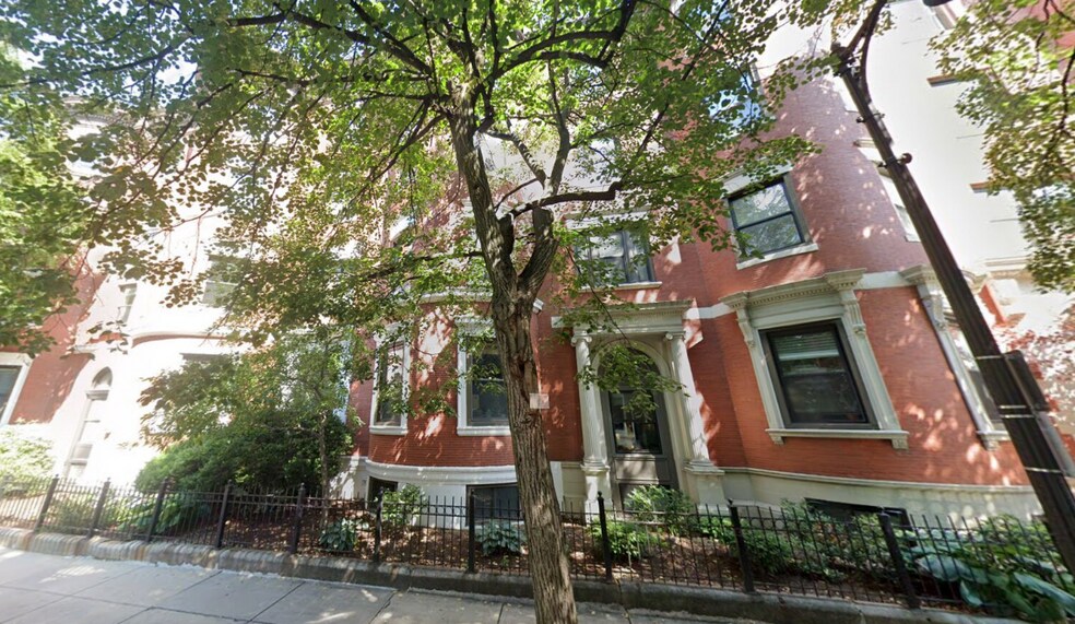 Building Photo - 103 Gainsborough St