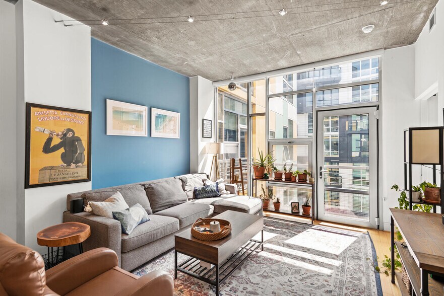 Building Photo - 929 Florida Ave NW