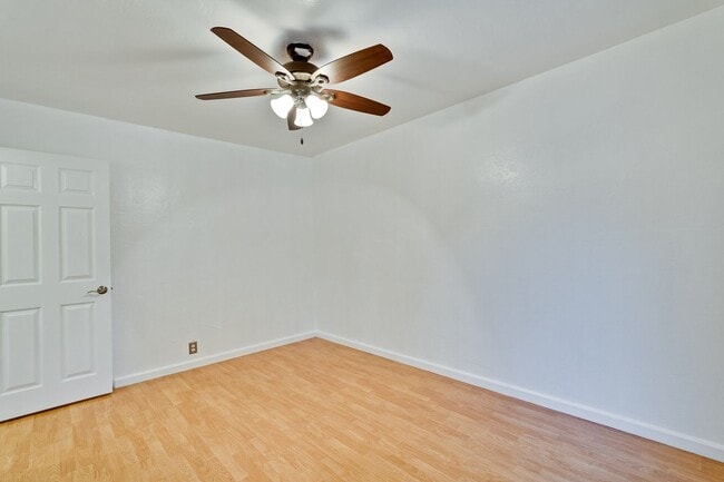 Building Photo - Welcome Home!!! - Great Location, Near Val...