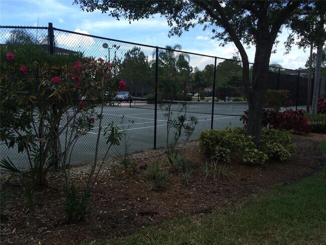 Building Photo - 5691 Bentgrass Dr