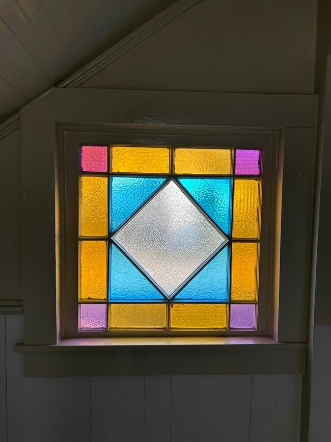 Building Photo - 516 4th St