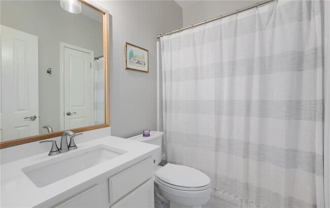 Building Photo - 1705 Azalea Dr