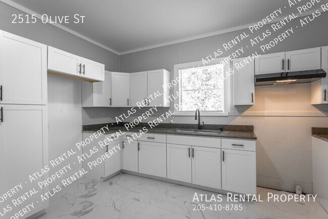Building Photo - 2515 Olive St